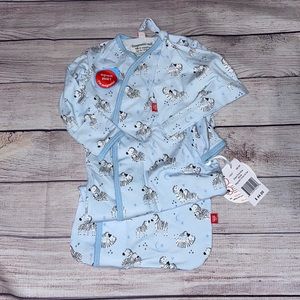 Magnetic Me bamboo gown with hat